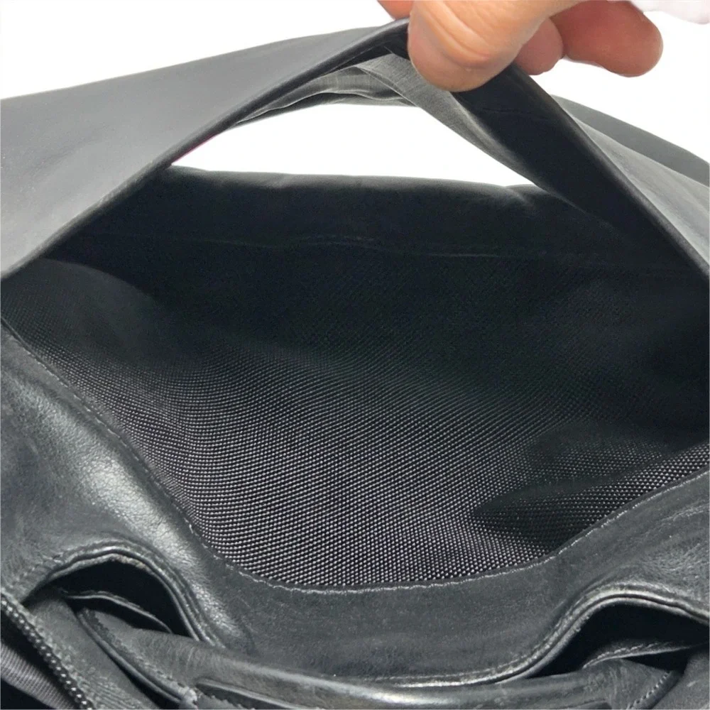 Tumi professional black